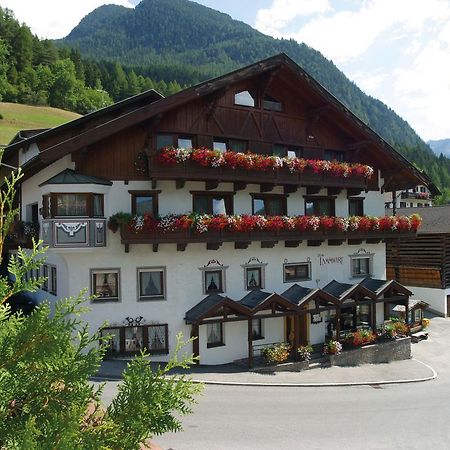 Hotel Lammwirt イェルツェンス エクステリア 写真